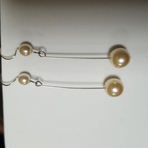Classy Pearl Dangle Earrings Jewelry Hypoallergenic. 07/20/015